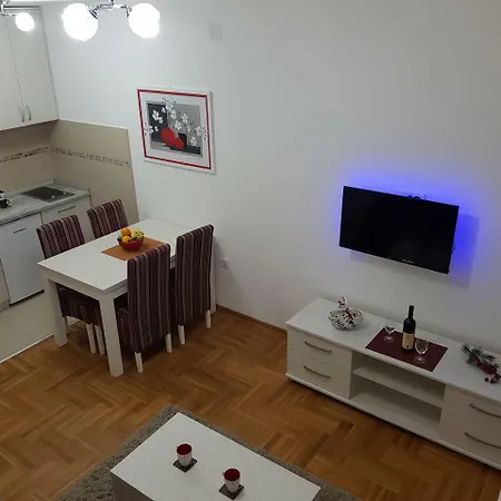 Apartment Mile *